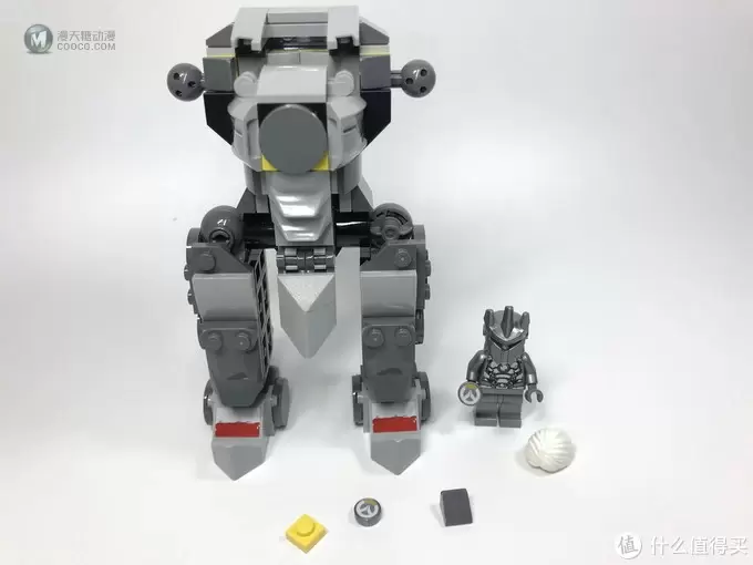 LEGO 乐高 守望先锋系列 75973 D.VA对战莱因哈特 LEGO 乐高 守望先锋系列 75973 D.VA对战莱因哈特
