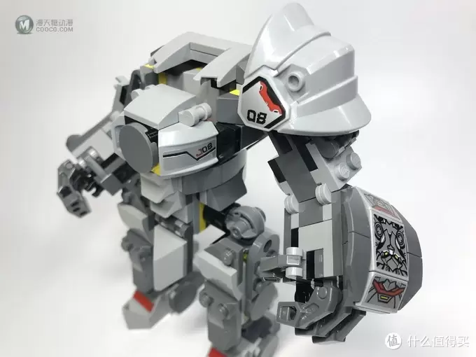 LEGO 乐高 守望先锋系列 75973 D.VA对战莱因哈特 LEGO 乐高 守望先锋系列 75973 D.VA对战莱因哈特