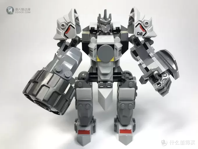 LEGO 乐高 守望先锋系列 75973 D.VA对战莱因哈特 LEGO 乐高 守望先锋系列 75973 D.VA对战莱因哈特