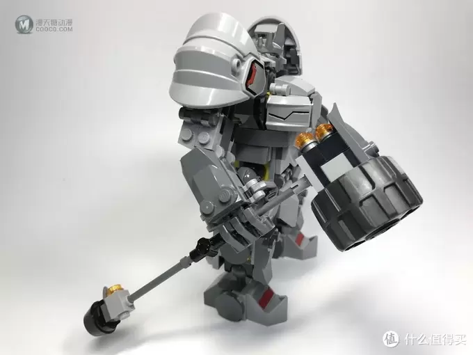 LEGO 乐高 守望先锋系列 75973 D.VA对战莱因哈特 LEGO 乐高 守望先锋系列 75973 D.VA对战莱因哈特