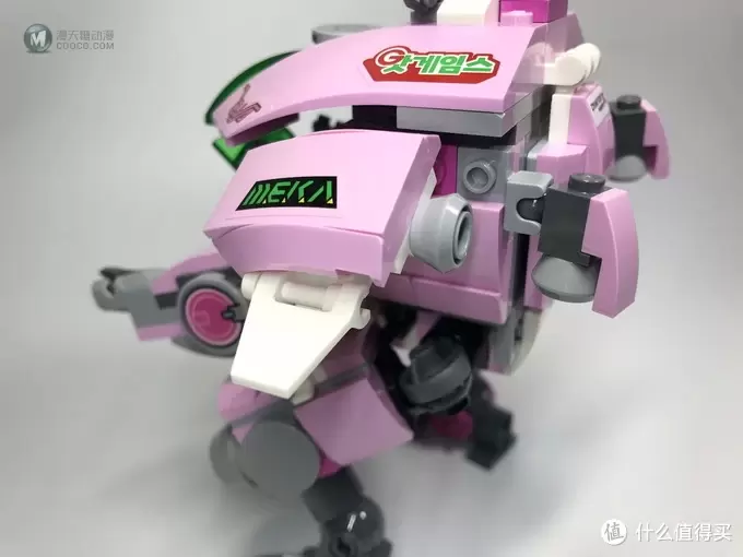 LEGO 乐高 守望先锋系列 75973 D.VA对战莱因哈特 LEGO 乐高 守望先锋系列 75973 D.VA对战莱因哈特