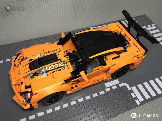 LEGO 乐高 机械组 42093 雪佛兰 科尔维特 ZR1跑车 LEGO 乐高 机械组 42093 雪佛兰 科尔维特 ZR1跑车