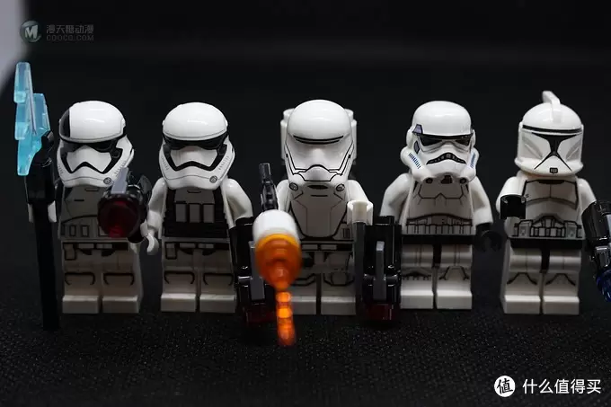 历史课戴表玩积木第六回:乐高LEGO 75206星战系列之绝地武士和克隆兵战斗包 历史课戴表玩积木第六回:乐高LEGO 75206星战系列之绝地武士和克隆兵战斗包