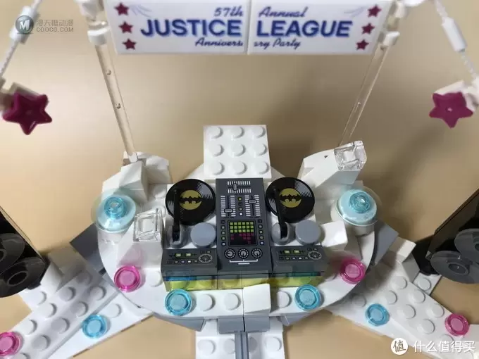 少了老爷的LEGO 乐高 70919 蝙蝠侠大电影 正义联盟周年晚会 少了老爷的LEGO 乐高 70919 蝙蝠侠大电影 正义联盟周年晚会