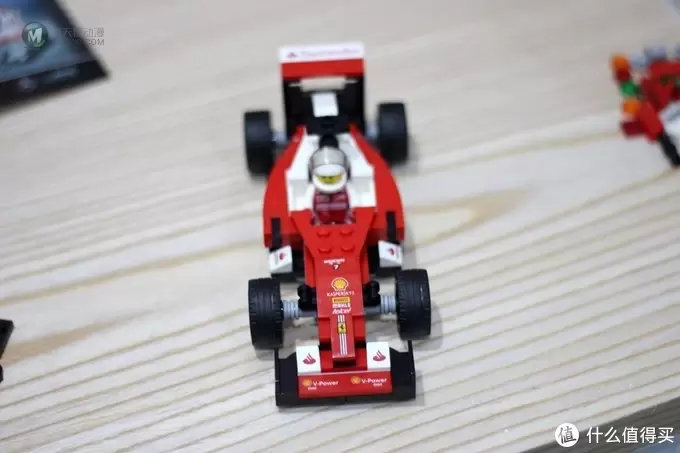 不错的练手小品 - 乐高 极速赛车系列75879 法拉利SF16-H F1赛车 不错的练手小品 - 乐高 极速赛车系列75879 法拉利SF16-H F1赛车