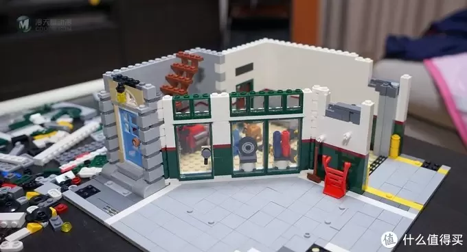 走向怀旧时代的街景——Lego 10264 街角修车厂 走向怀旧时代的街景——Lego 10264 街角修车厂