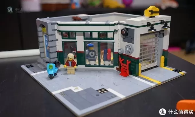 走向怀旧时代的街景——Lego 10264 街角修车厂 走向怀旧时代的街景——Lego 10264 街角修车厂