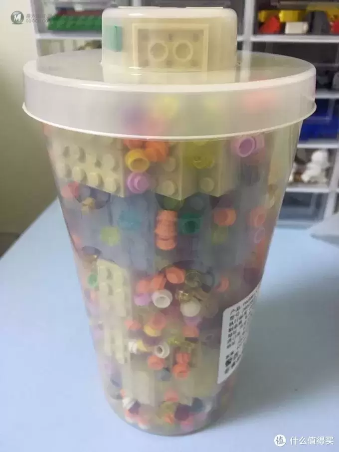 如何快速地在乐高店里装满一大杯Lego 如何快速地在乐高店里装满一大杯Lego