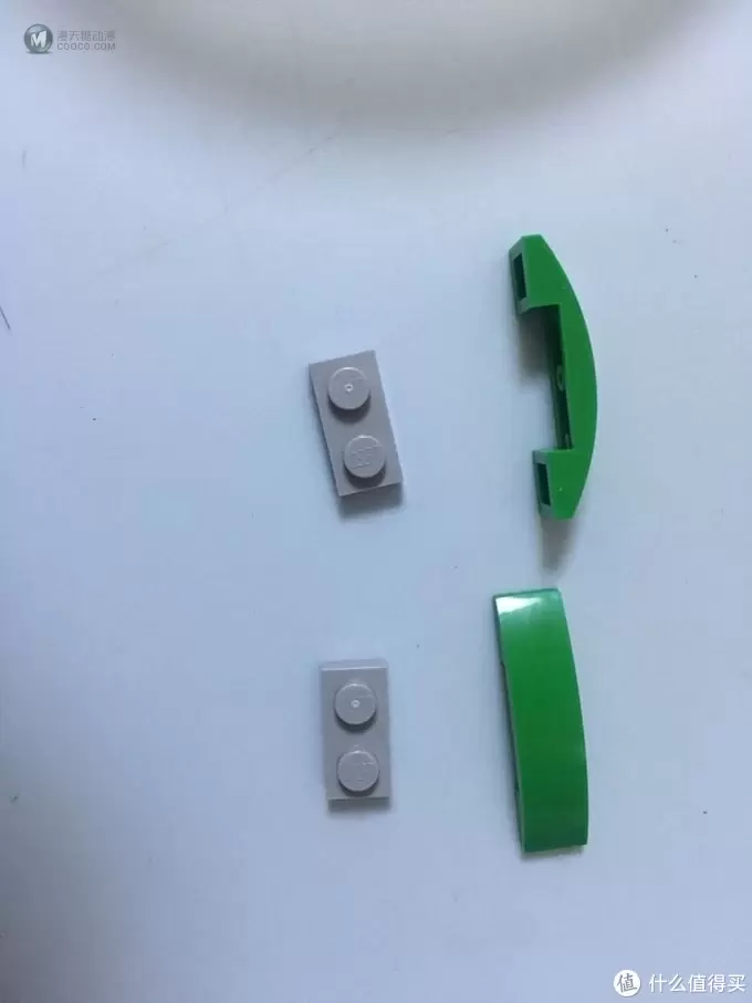如何快速地在乐高店里装满一大杯Lego 如何快速地在乐高店里装满一大杯Lego