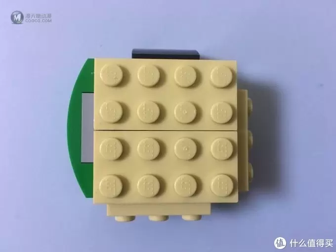 如何快速地在乐高店里装满一大杯Lego 如何快速地在乐高店里装满一大杯Lego