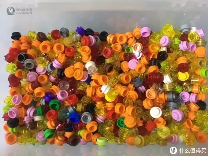 如何快速地在乐高店里装满一大杯Lego 如何快速地在乐高店里装满一大杯Lego