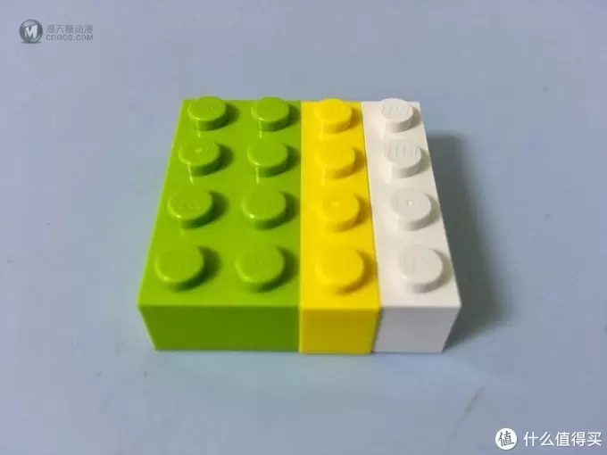 如何快速地在乐高店里装满一大杯Lego 如何快速地在乐高店里装满一大杯Lego
