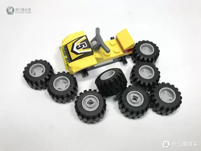 LEGO 乐高 拼拼乐 篇210:城市系列之 60148 全地形车赛车队 LEGO 乐高 拼拼乐 篇210:城市系列之 60148 全地形车赛车队