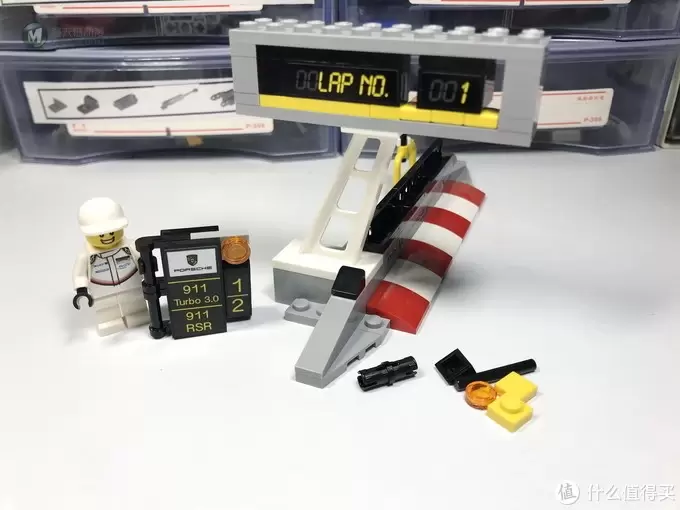 LEGO 乐高 拼拼乐 篇202:超级赛车系列 75888 保时捷 911 RSR和 911 Turbo 3.0 LEGO 乐高 拼拼乐 篇202:超级赛车系列 75888 保时捷 911 RSR和 911 Turbo 3.0