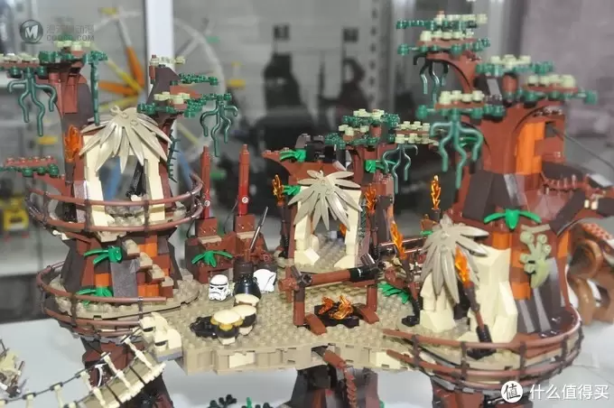 单反毁一生,LEGO穷三代 篇九十四:LEGO 乐高 STAR WARS 10236 EWOK VILLAGE 小熊村 单反毁一生,LEGO穷三代 篇九十四:LEGO 乐高 STAR WARS 10236 EWOK VILLAGE 小熊村