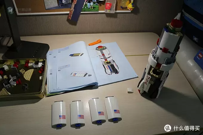 不惑大叔的legogo 篇十二:带我去月球,重力轻浮你我—LEGO 乐高 21309 土星五号火箭 不惑大叔的legogo 篇十二:带我去月球,重力轻浮你我—LEGO 乐高 21309 土星五号火箭