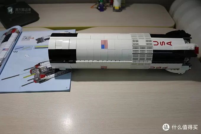 不惑大叔的legogo 篇十二:带我去月球,重力轻浮你我—LEGO 乐高 21309 土星五号火箭 不惑大叔的legogo 篇十二:带我去月球,重力轻浮你我—LEGO 乐高 21309 土星五号火箭
