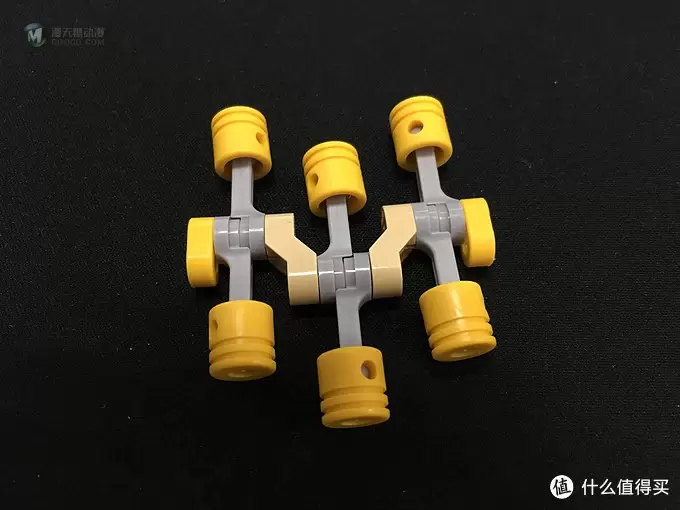 我的LEGO科技系列 篇一:买得起的保时捷 — 42056 Porsche 911 GT3 我的LEGO科技系列 篇一:买得起的保时捷 — 42056 Porsche 911 GT3