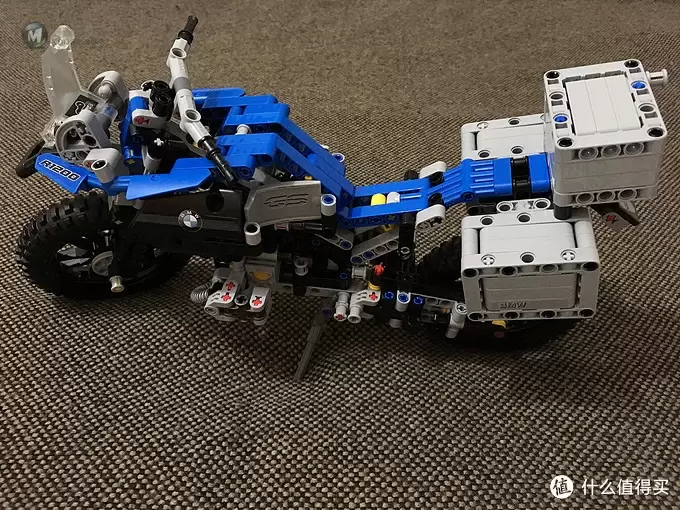 我的LEGO科技系列 篇二:买得起的宝马摩托 — BMW 宝马 42063 R1200 GS 摩托车 我的LEGO科技系列 篇二:买得起的宝马摩托 — BMW 宝马 42063 R1200 GS 摩托车