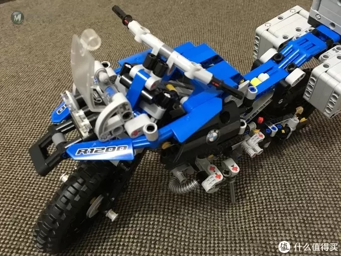 我的LEGO科技系列 篇二:买得起的宝马摩托 — BMW 宝马 42063 R1200 GS 摩托车 我的LEGO科技系列 篇二:买得起的宝马摩托 — BMW 宝马 42063 R1200 GS 摩托车