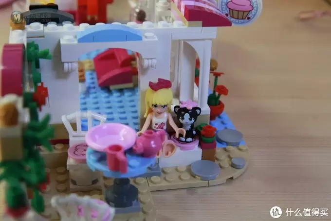 女孩们的最爱 — LEGO 乐高 Friends系列 41119 心湖城纸杯蛋糕咖啡厅 晒单 女孩们的最爱 — LEGO 乐高 Friends系列 41119 心湖城纸杯蛋糕咖啡厅 晒单