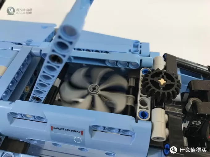 LEGO 乐高 拼拼乐 2017科技系列 42066 喷气竞速飞机 LEGO 乐高 拼拼乐 2017科技系列 42066 喷气竞速飞机