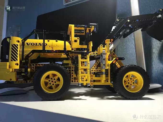 黑五德亚直邮:LEGO 乐高 42030 机械组 Technic Volvo L350F 轮式推土机 晒单 黑五德亚直邮:LEGO 乐高 42030 机械组 Technic Volvo L350F 轮式推土机 晒单