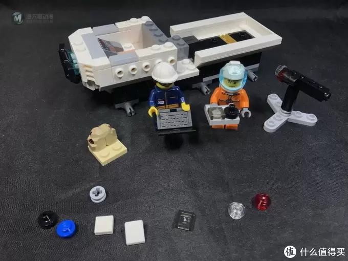 LEGO拼拼乐 篇三百零三:乐高城市组系列 60225 火星科学探测 LEGO拼拼乐 篇三百零三:乐高城市组系列 60225 火星科学探测