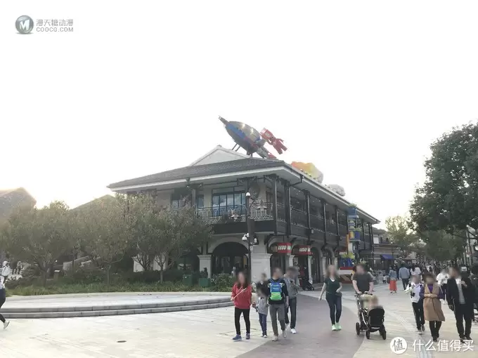 深度乐高 篇六:圣地巡礼,迪士尼乐高旗舰店打卡 深度乐高 篇六:圣地巡礼,迪士尼乐高旗舰店打卡