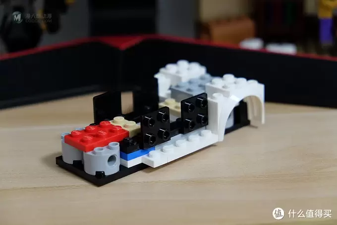 乐高手记 篇三十二:乐高也玩刷色换皮这一套?——LEGO 乐高 超级赛车系列 75895 保时捷911 Turbo3.0 乐高手记 篇三十二:乐高也玩刷色换皮这一套?——LEGO 乐高 超级赛车系列 75895 保时捷911 Turbo3.0