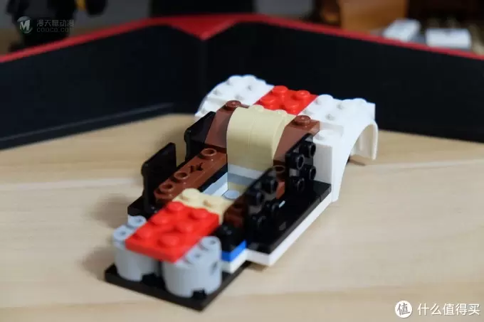 乐高手记 篇三十二:乐高也玩刷色换皮这一套?——LEGO 乐高 超级赛车系列 75895 保时捷911 Turbo3.0 乐高手记 篇三十二:乐高也玩刷色换皮这一套?——LEGO 乐高 超级赛车系列 75895 保时捷911 Turbo3.0