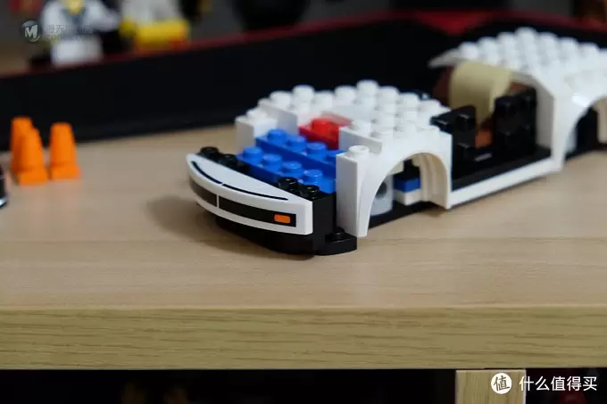 乐高手记 篇三十二:乐高也玩刷色换皮这一套?——LEGO 乐高 超级赛车系列 75895 保时捷911 Turbo3.0 乐高手记 篇三十二:乐高也玩刷色换皮这一套?——LEGO 乐高 超级赛车系列 75895 保时捷911 Turbo3.0