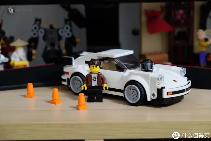 乐高手记 篇三十二:乐高也玩刷色换皮这一套?——LEGO 乐高 超级赛车系列 75895 保时捷911 Turbo3.0 乐高手记 篇三十二:乐高也玩刷色换皮这一套?——LEGO 乐高 超级赛车系列 75895 保时捷911 Turbo3.0