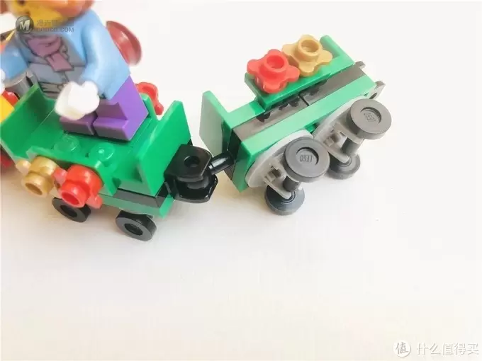 我和乐高 篇四:LEGO 40262 冬季火车之旅 我和乐高 篇四:LEGO 40262 冬季火车之旅