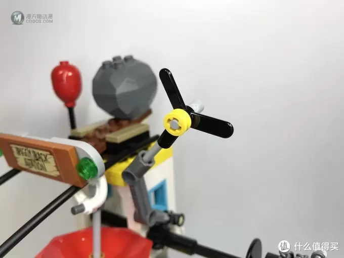 LEGO拼拼乐 篇二百九十三:乐高 Angry Birds 愤怒的小鸟系列 75824 捣毁猪猪城堡 LEGO拼拼乐 篇二百九十三:乐高 Angry Birds 愤怒的小鸟系列 75824 捣毁猪猪城堡