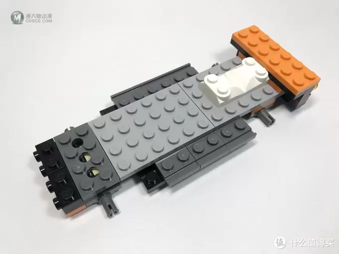 LEGO拼拼乐 篇二百八十九:LEGO 乐高 60085 城市系列 4X4赛艇运输车 LEGO拼拼乐 篇二百八十九:LEGO 乐高 60085 城市系列 4X4赛艇运输车