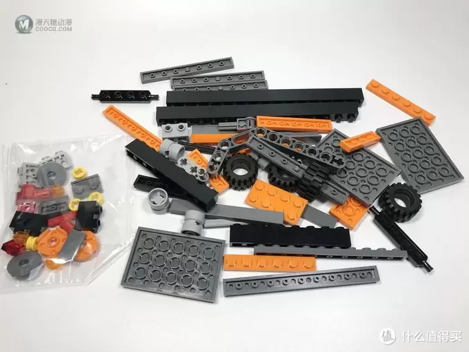 LEGO拼拼乐 篇二百八十九:LEGO 乐高 60085 城市系列 4X4赛艇运输车 LEGO拼拼乐 篇二百八十九:LEGO 乐高 60085 城市系列 4X4赛艇运输车