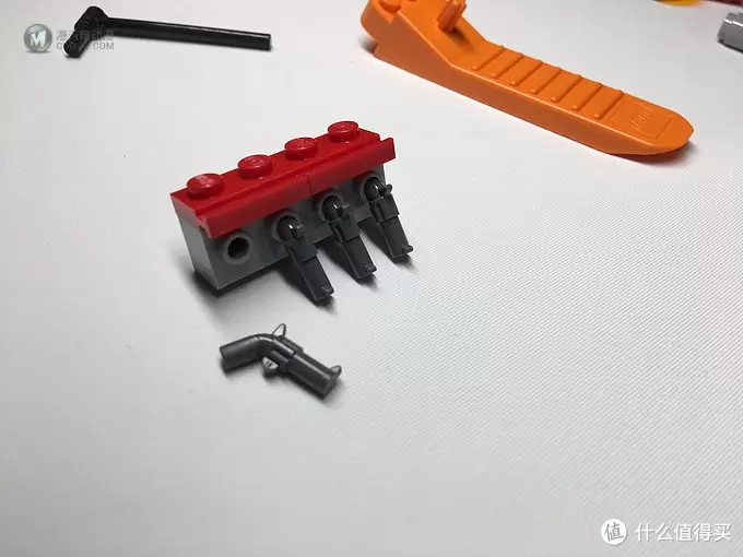 我的LEGO 篇九:还是为了那骚红色的情怀 -- LEGO 10248 F40 迟到的开箱 我的LEGO 篇九:还是为了那骚红色的情怀 -- LEGO 10248 F40 迟到的开箱