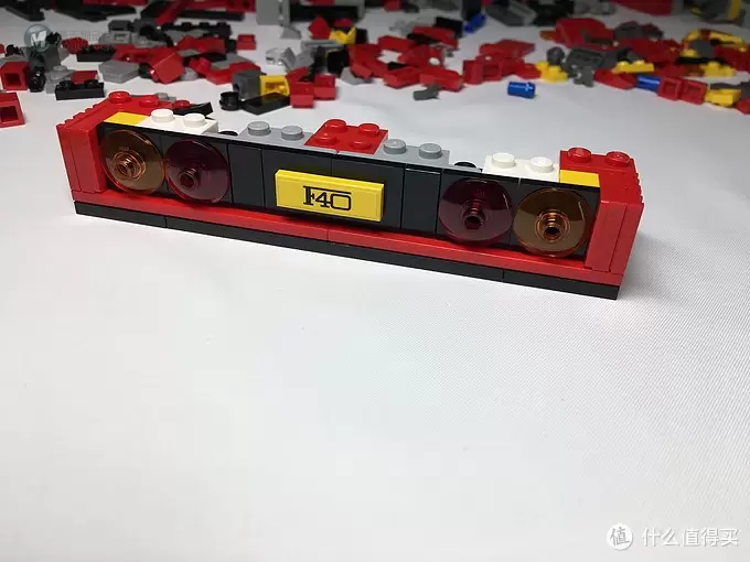 我的LEGO 篇九:还是为了那骚红色的情怀 -- LEGO 10248 F40 迟到的开箱 我的LEGO 篇九:还是为了那骚红色的情怀 -- LEGO 10248 F40 迟到的开箱