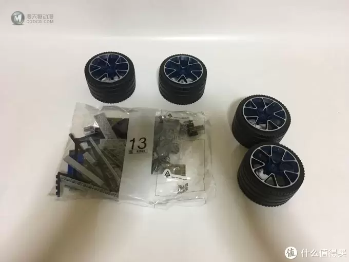 乐高 篇一:乐高42083 布加迪奇龙 晒单 乐高 篇一:乐高42083 布加迪奇龙 晒单