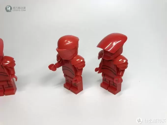 LEGO拼拼乐 篇五十三:一堆“小龙虾”:LEGO 乐高星球大战Star Wars 系列 菁英禁卫兵战斗套装 LEGO拼拼乐 篇五十三:一堆“小龙虾”:LEGO 乐高星球大战Star Wars 系列 菁英禁卫兵战斗套装