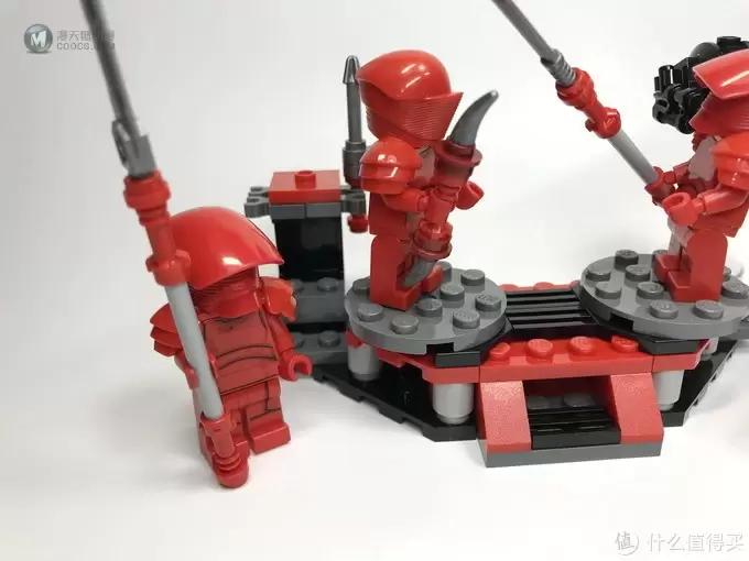 LEGO拼拼乐 篇五十三:一堆“小龙虾”:LEGO 乐高星球大战Star Wars 系列 菁英禁卫兵战斗套装 LEGO拼拼乐 篇五十三:一堆“小龙虾”:LEGO 乐高星球大战Star Wars 系列 菁英禁卫兵战斗套装