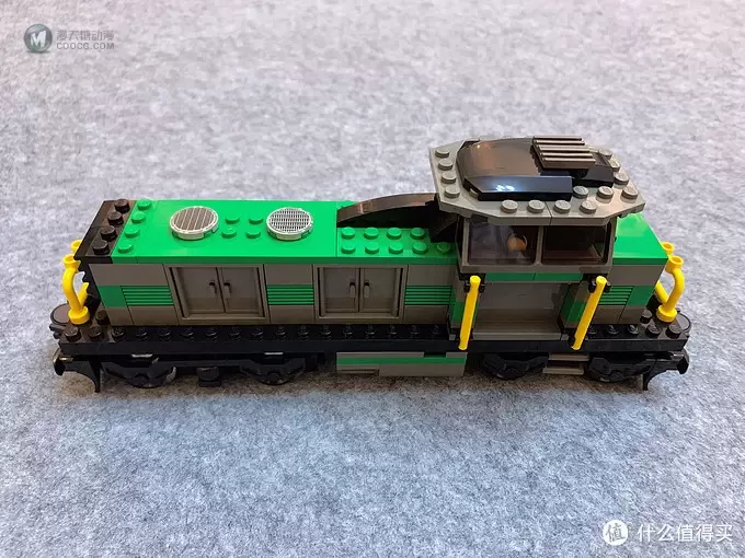 乐高小小追绝日记 篇十八:LEGO 4512 货运列车 乐高小小追绝日记 篇十八:LEGO 4512 货运列车