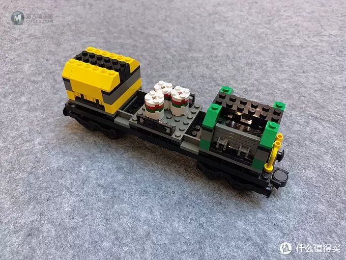 乐高小小追绝日记 篇十八:LEGO 4512 货运列车 乐高小小追绝日记 篇十八:LEGO 4512 货运列车