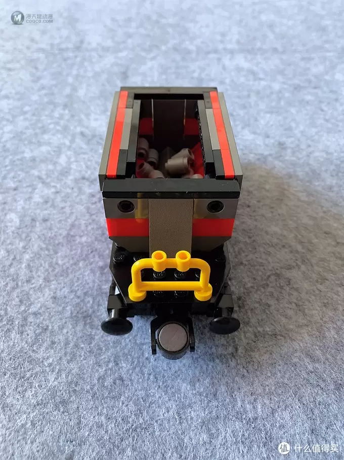 乐高小小追绝日记 篇十八:LEGO 4512 货运列车 乐高小小追绝日记 篇十八:LEGO 4512 货运列车