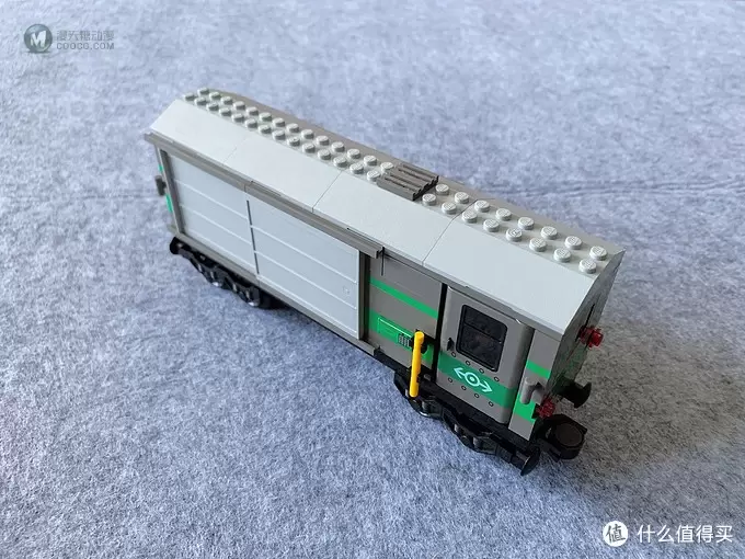 乐高小小追绝日记 篇十八:LEGO 4512 货运列车 乐高小小追绝日记 篇十八:LEGO 4512 货运列车