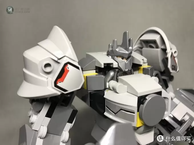 618大采购 篇一:LEGO 乐高 守望先锋系列 75973 D.VA对战莱因哈特 618大采购 篇一:LEGO 乐高 守望先锋系列 75973 D.VA对战莱因哈特