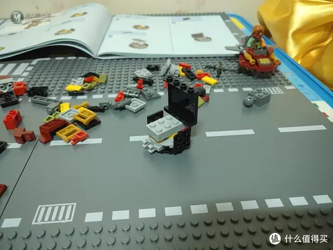 乐高手记 篇十三:写作外骨骼的机甲—LEGO 乐高 幻影忍者系列 70592 营救M.E.C. 乐高手记 篇十三:写作外骨骼的机甲—LEGO 乐高 幻影忍者系列 70592 营救M.E.C.