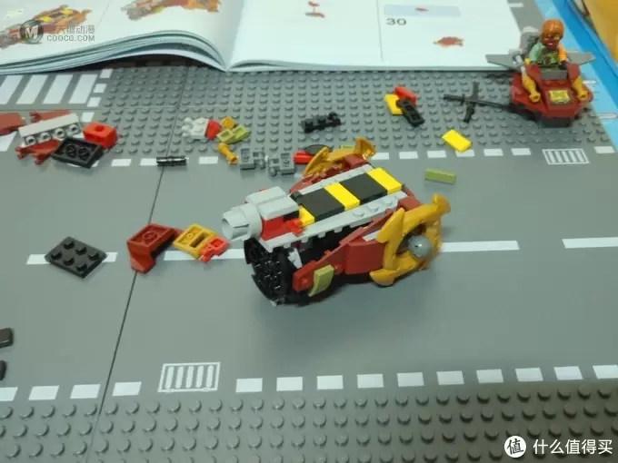 乐高手记 篇十三:写作外骨骼的机甲—LEGO 乐高 幻影忍者系列 70592 营救M.E.C. 乐高手记 篇十三:写作外骨骼的机甲—LEGO 乐高 幻影忍者系列 70592 营救M.E.C.