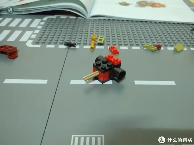 乐高手记 篇十三:写作外骨骼的机甲—LEGO 乐高 幻影忍者系列 70592 营救M.E.C. 乐高手记 篇十三:写作外骨骼的机甲—LEGO 乐高 幻影忍者系列 70592 营救M.E.C.